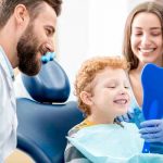 W jakim celu Po co stomatolog dentysta zatruwa zęba?