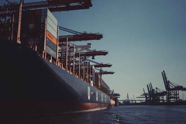 W jaki sposób zorganizować transport morski?